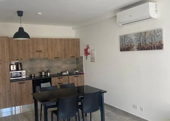 Privat bolig F10 1, Private Double With Private Bathroom In Shared Flat *