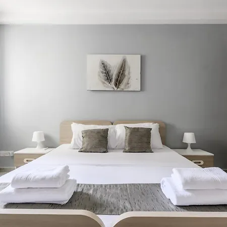 F10 1, Private Double With Private Bathroom In Shared Flat Séjour chez l'habitant