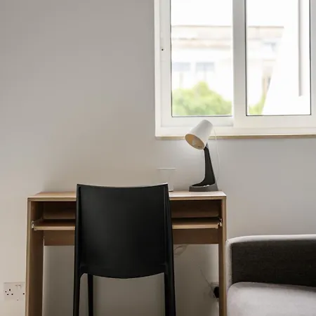 F10 1, Private Double With Private Bathroom In Shared Flat