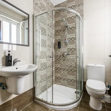 F10 1, Private Double With Private Bathroom In Shared Flat Séjour chez l'habitant Msida